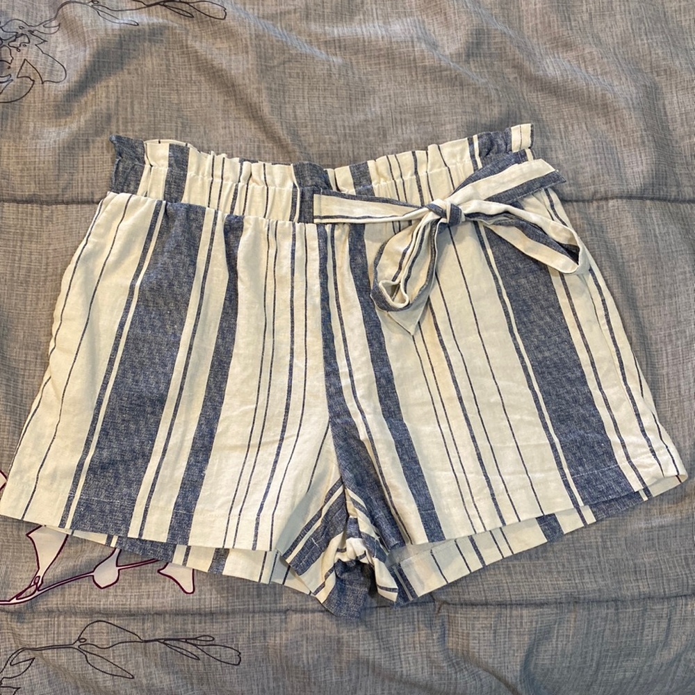 Blue and white stripe paper bag high waisted shorts. Size M